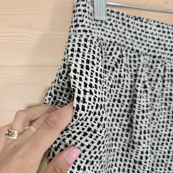 DVF Diane Von Furstenberg Omarosa Broken Tweed Mini Skirt Size 2 black/cream - Picture 4 of 9